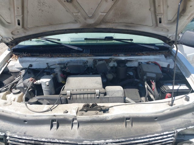 45112516 :رقم المزاد ، 1GCDM19W8YB153535 vin ، 2000 Chevrolet Astro مزاد بيع