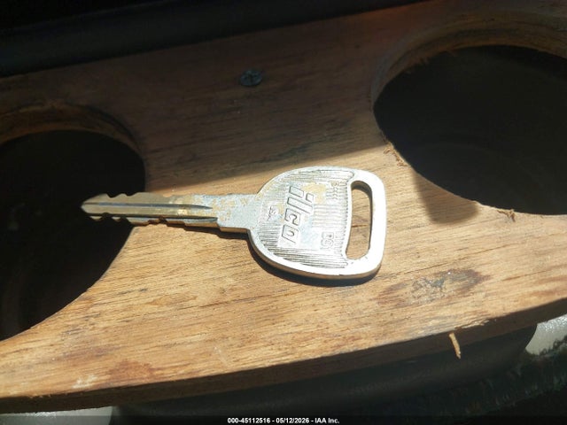 45112516 :رقم المزاد ، 1GCDM19W8YB153535 vin ، 2000 Chevrolet Astro مزاد بيع