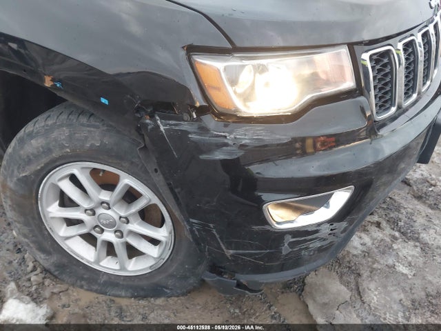 Продаж на аукціоні авто 2018 Jeep Grand Cherokee Laredo E 4x4, vin: 1C4RJFAG6JC222951, номер лоту: 45112528