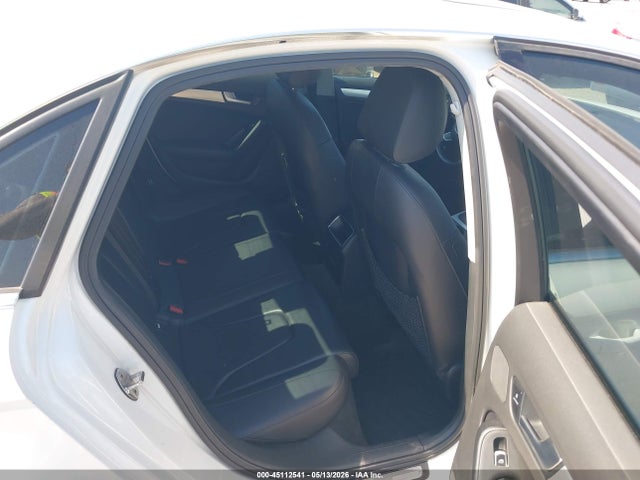 45112541 :رقم المزاد ، WAUBFAFL1EN027665 vin ، 2014 Audi A4 2.0t Premium مزاد بيع