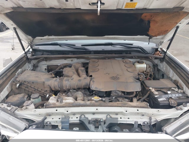 Toyota 4runner Limited 2015 JTEBU5JR0F5275866 Image 10