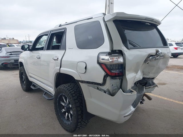 Toyota 4runner Limited 2015 JTEBU5JR0F5275866 Image 3