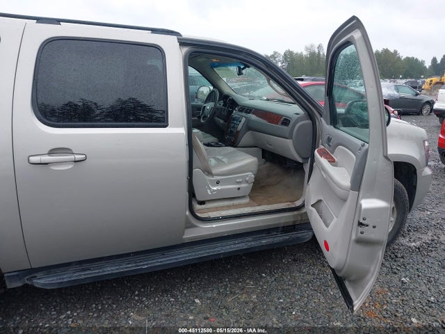 Auction sale of the 2008 Chevrolet Suburban 1500 Lt, vin: 3GNFK16328G180625, lot number: 45112580