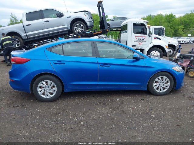 Продажа на аукционе авто 2018 Hyundai Elantra Se, vin: 5NPD74LF4JH394949, номер лота: 45112597