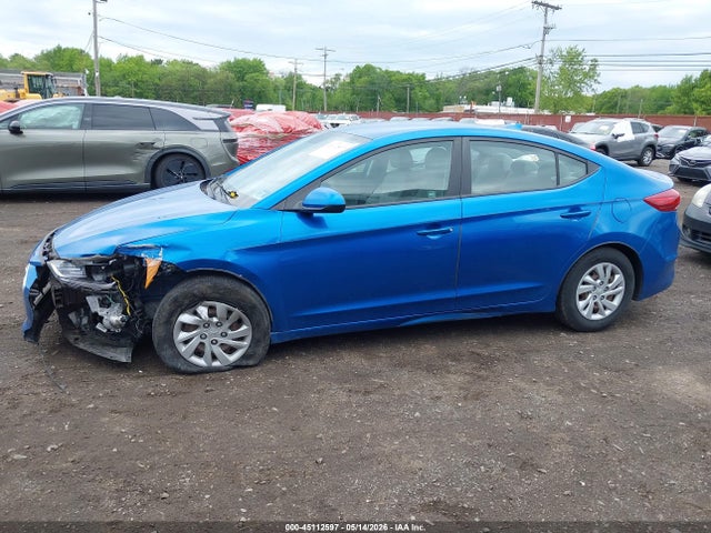 Продажа на аукционе авто 2018 Hyundai Elantra Se, vin: 5NPD74LF4JH394949, номер лота: 45112597