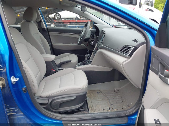 Продажа на аукционе авто 2018 Hyundai Elantra Se, vin: 5NPD74LF4JH394949, номер лота: 45112597