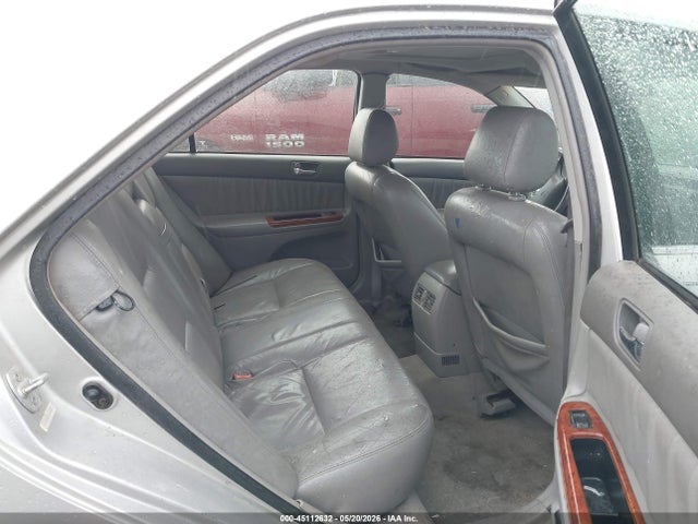 45112632 :رقم المزاد ، 4T1BF30K23U554241 vin ، 2003 Toyota Camry Xle V6 مزاد بيع