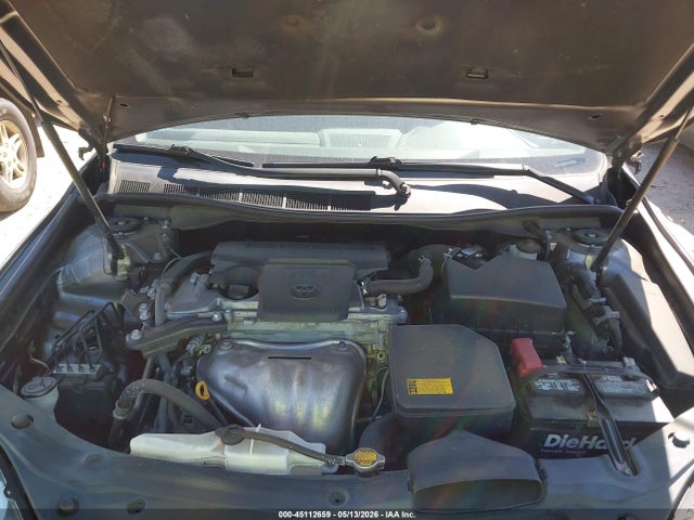 45112659 :رقم المزاد ، 4T1BF1FKXFU904490 vin ، 2015 Toyota Camry Le مزاد بيع