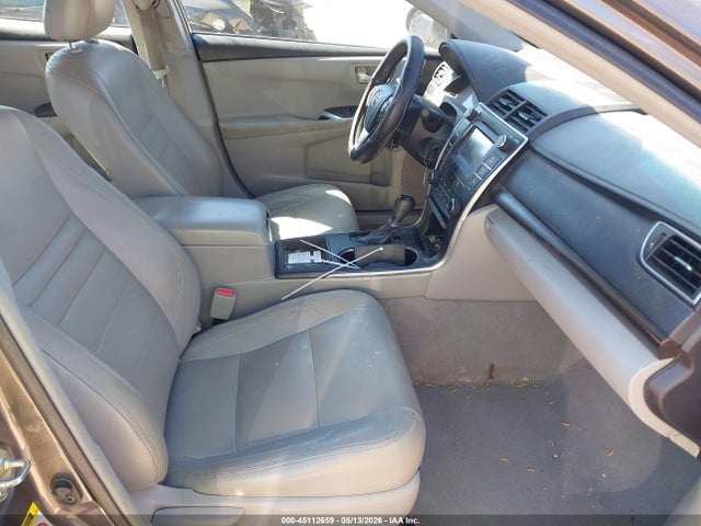 45112659 :رقم المزاد ، 4T1BF1FKXFU904490 vin ، 2015 Toyota Camry Le مزاد بيع