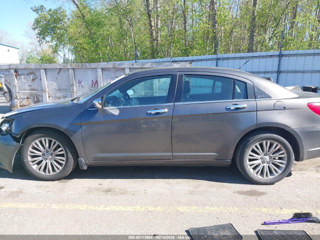 2014 Chrysler 200 Limited მანქანა იყიდება აუქციონზე, vin: 1C3CCBCG0EN178109, აუქციონის ნომერი: 45112664