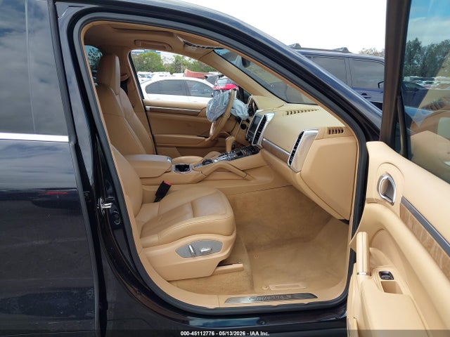 45112776 :رقم المزاد ، WP1AB2A24BLA55402 vin ، 2011 Porsche Cayenne S مزاد بيع