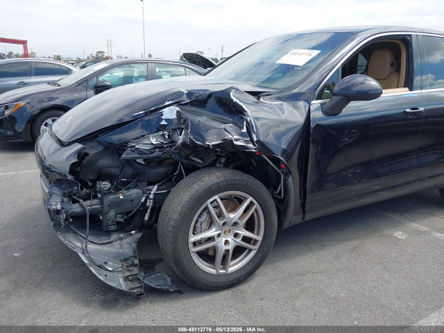 45112776 :رقم المزاد ، WP1AB2A24BLA55402 vin ، 2011 Porsche Cayenne S مزاد بيع