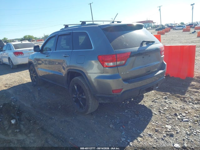 Продаж на аукціоні авто 2012 Jeep Grand Cherokee Laredo, vin: 1C4RJFAG0CC327150, номер лоту: 45112777