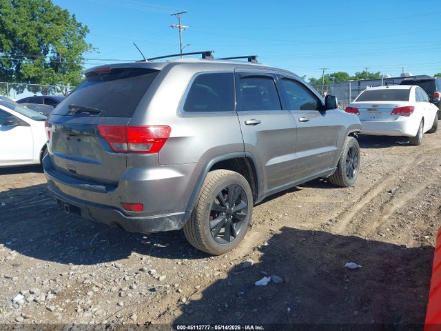 Продаж на аукціоні авто 2012 Jeep Grand Cherokee Laredo, vin: 1C4RJFAG0CC327150, номер лоту: 45112777