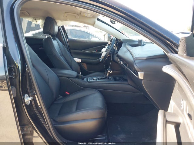 45112785 :رقم المزاد ، 3MVDMABL7MM302793 vin ، 2021 Mazda Cx-30 Select مزاد بيع