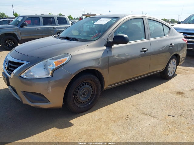 45112795 :رقم المزاد ، 3N1CN7AP2FL884069 vin ، 2015 Nissan Versa 1.6 S+ مزاد بيع