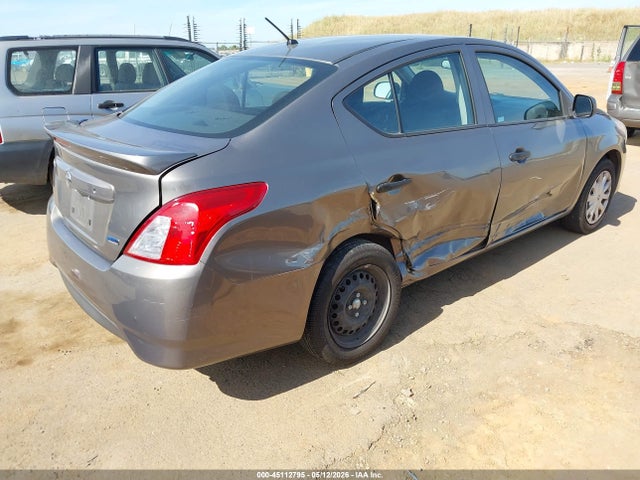 45112795 :رقم المزاد ، 3N1CN7AP2FL884069 vin ، 2015 Nissan Versa 1.6 S+ مزاد بيع