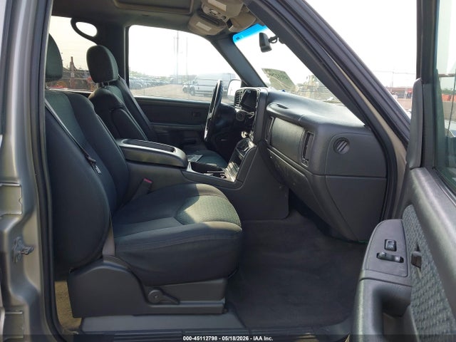 45112798 :رقم المزاد ، 3GNEK12T24G271776 vin ، 2004 Chevrolet Avalanche 1500 مزاد بيع