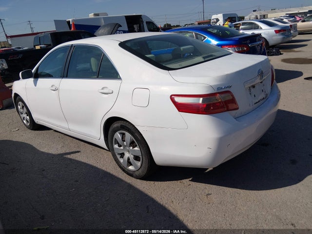 45112872 :رقم المزاد ، 4T4BE46K17R004864 vin ، 2007 Toyota Camry Le مزاد بيع
