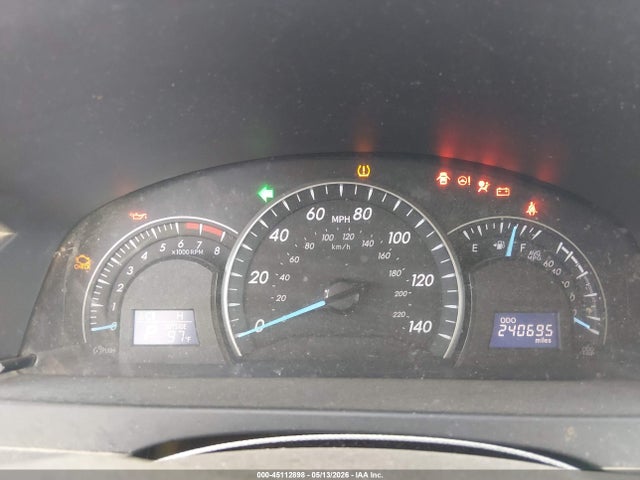 45112898 :رقم المزاد ، 4T4BF1FK4ER422733 vin ، 2014 Toyota Camry Le مزاد بيع