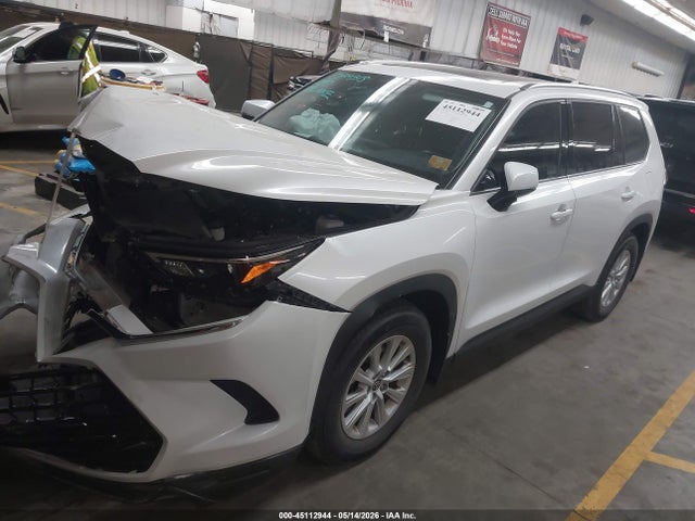Toyota Grand Highlander Xle 2024 5TDAAAA5XRS017979 Image 2