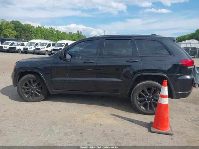 45112985 :رقم المزاد ، 1C4RJFAG0HC951585 vin ، 2017 Jeep Grand Cherokee Altitude 4x4 مزاد بيع