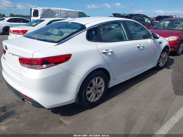 Продажа на аукционе авто 2016 Kia Optima Lx, vin: 5XXGT4L32GG051060, номер лота: 45112998