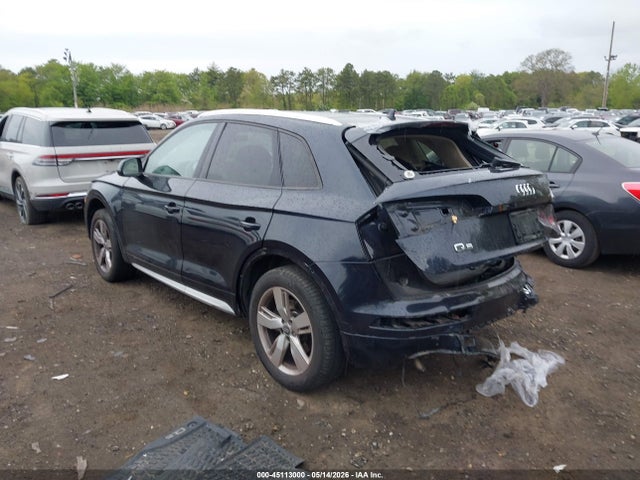 Продажа на аукционе авто 2018 Audi Q5 2.0t Premium/2.0t Tech Premium, vin: WA1ANAFY0J2062068, номер лота: 45113000