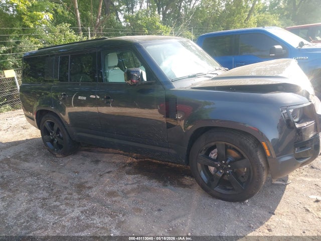 SALEJFFU8T2498076 Land Rover Defender P300 S