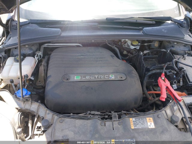 Продажа на аукционе авто 2015 Ford Focus Electric, vin: 1FADP3R47FL275351, номер лота: 45113072