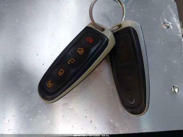 Продажа на аукционе авто 2015 Ford Focus Electric, vin: 1FADP3R47FL275351, номер лота: 45113072