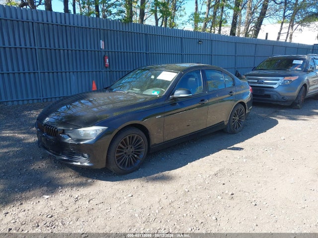 2012 Bmw 328i მანქანა იყიდება აუქციონზე, vin: WBA3A5C51CF341372, აუქციონის ნომერი: 45113099