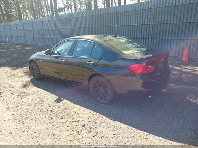2012 Bmw 328i მანქანა იყიდება აუქციონზე, vin: WBA3A5C51CF341372, აუქციონის ნომერი: 45113099