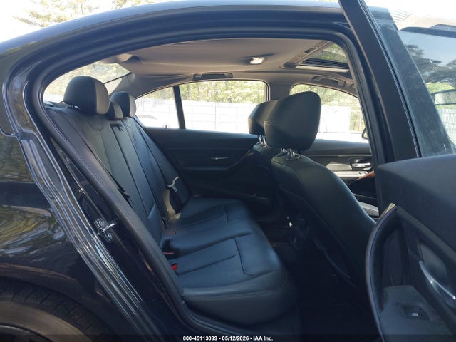 2012 Bmw 328i მანქანა იყიდება აუქციონზე, vin: WBA3A5C51CF341372, აუქციონის ნომერი: 45113099