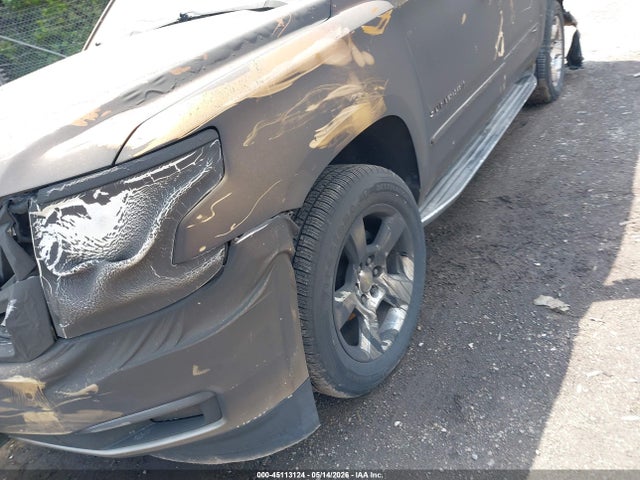 Продажа на аукционе авто 2015 Chevrolet Suburban 1500 Ltz, vin: 1GNSKKKC6FR124601, номер лота: 45113124