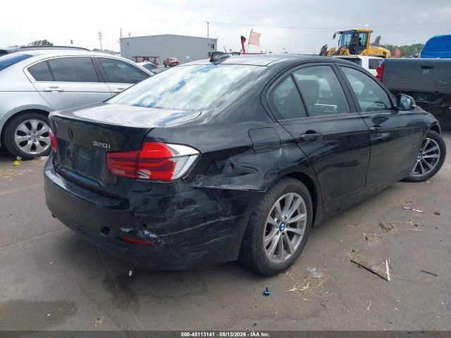 Продаж на аукціоні авто 2017 Bmw 320i, vin: WBA8E1G5XHNU12935, номер лоту: 45113141
