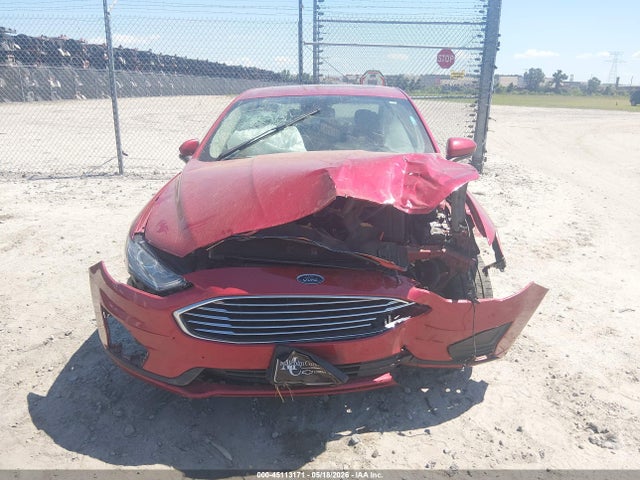 3FA6P0HD2LR189029 Ford FUSION SE