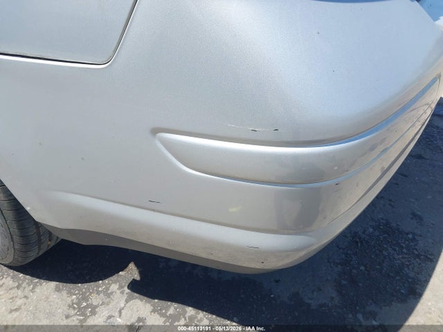 2010 Nissan Versa 1.6 მანქანა იყიდება აუქციონზე, vin: 3N1CC1AP9AL418151, აუქციონის ნომერი: 45113191