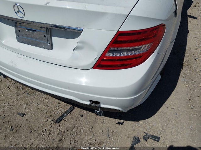 45113279 :رقم المزاد ، WDDGJ4HB8CF744932 vin ، 2012 Mercedes-benz C 250 مزاد بيع