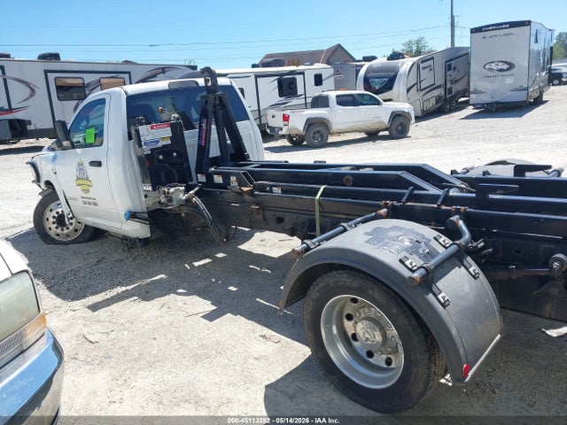 45113282 :رقم المزاد ، 3C7WRNCL9NG373952 vin ، 2022 Ram 5500 Chassis Tradesman/slt مزاد بيع