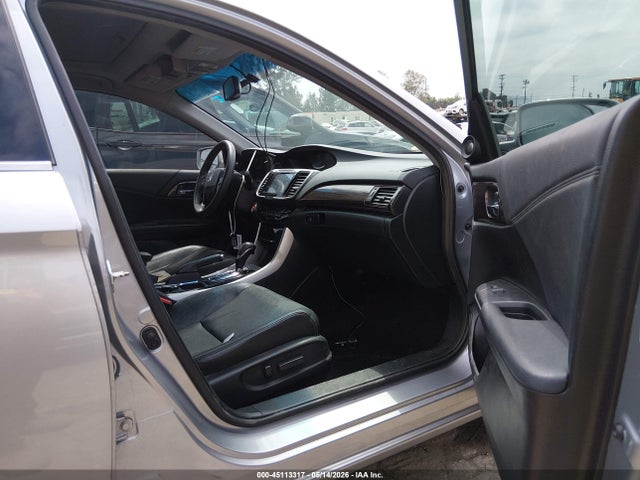 Продаж на аукціоні авто 2017 Honda Accord Ex-l V6, vin: 1HGCR3F8XHA041745, номер лоту: 45113317