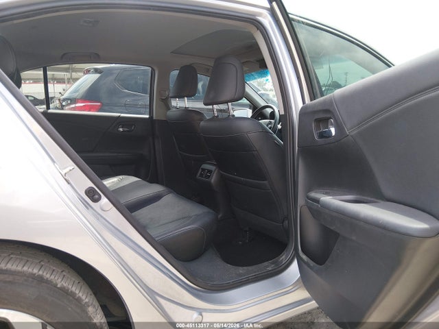 Продаж на аукціоні авто 2017 Honda Accord Ex-l V6, vin: 1HGCR3F8XHA041745, номер лоту: 45113317