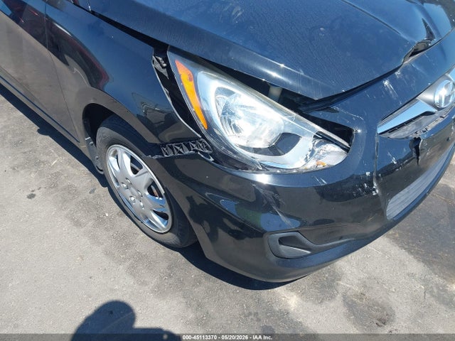2013 Hyundai Accent Gls მანქანა იყიდება აუქციონზე, vin: KMHCT4AEXDU428108, აუქციონის ნომერი: 45113370
