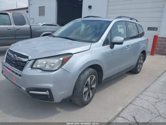 2017 Subaru Forester 2.5i Premium მანქანა იყიდება აუქციონზე, vin: JF2SJAGC9HH571853, აუქციონის ნომერი: 45113375