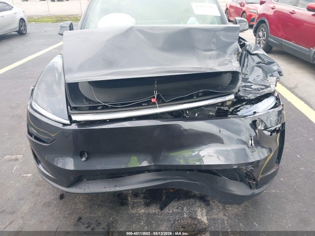 2026 Tesla Model Y მანქანა იყიდება აუქციონზე, vin: 7SAYGDED5TA647114, აუქციონის ნომერი: 45113502