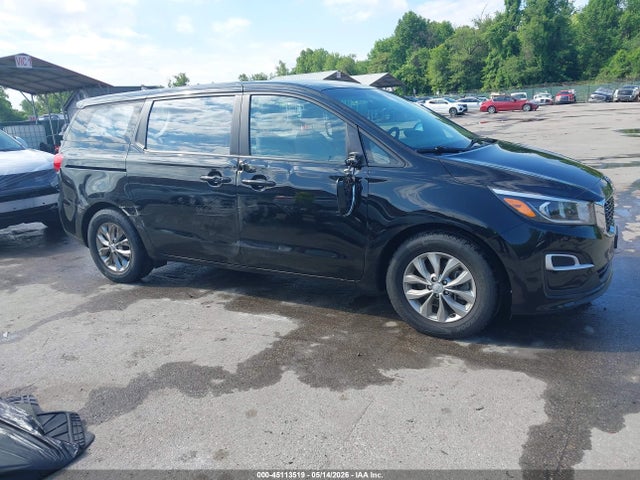 Продажа на аукционе авто 2019 Kia Sedona L, vin: KNDMA5C15K6516497, номер лота: 45113519