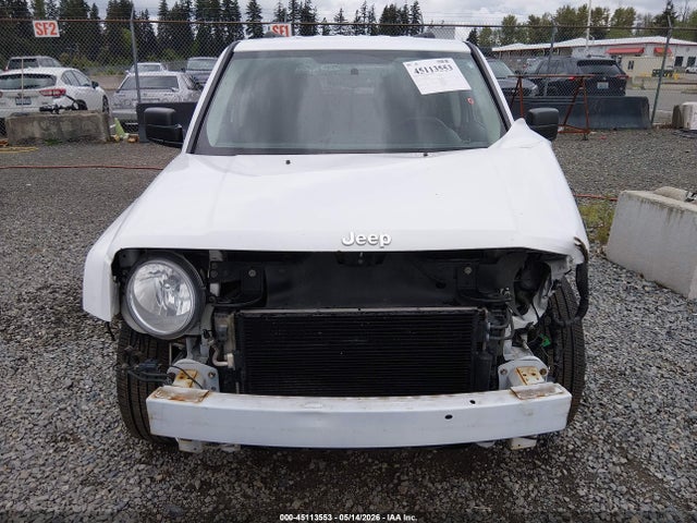 2016 Jeep Patriot Latitude მანქანა იყიდება აუქციონზე, vin: 1C4NJRFB6GD804645, აუქციონის ნომერი: 45113553