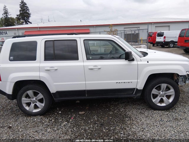 2016 Jeep Patriot Latitude მანქანა იყიდება აუქციონზე, vin: 1C4NJRFB6GD804645, აუქციონის ნომერი: 45113553