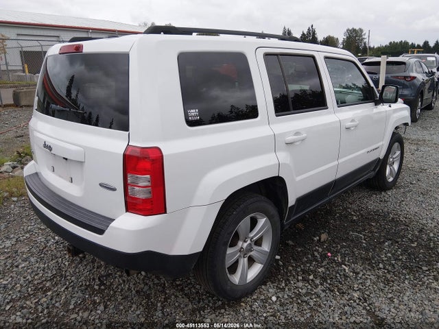 2016 Jeep Patriot Latitude მანქანა იყიდება აუქციონზე, vin: 1C4NJRFB6GD804645, აუქციონის ნომერი: 45113553