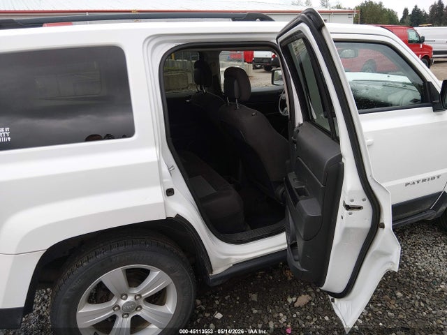 2016 Jeep Patriot Latitude მანქანა იყიდება აუქციონზე, vin: 1C4NJRFB6GD804645, აუქციონის ნომერი: 45113553